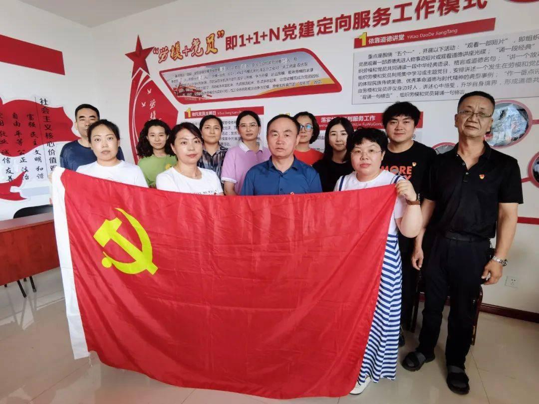 向日葵青年学会微课堂459 | 朗读人:胡雨昕